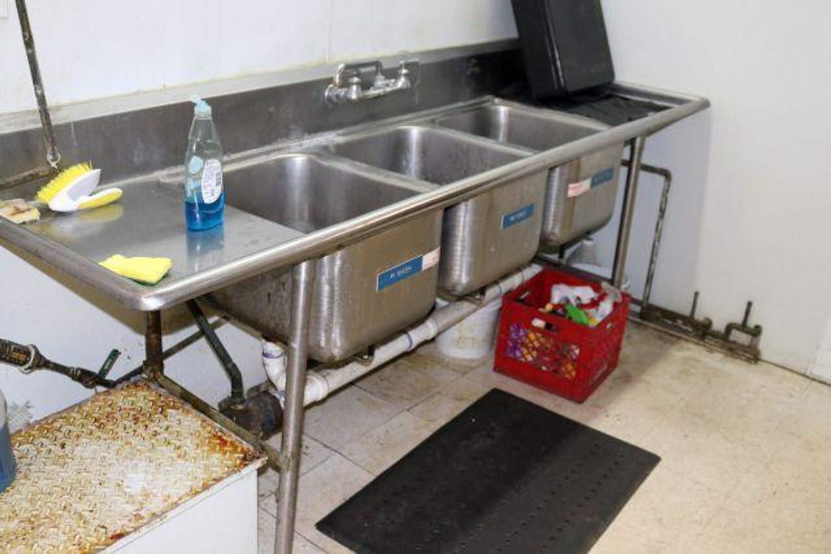 Image for HOMETOWN MARKET UTICA