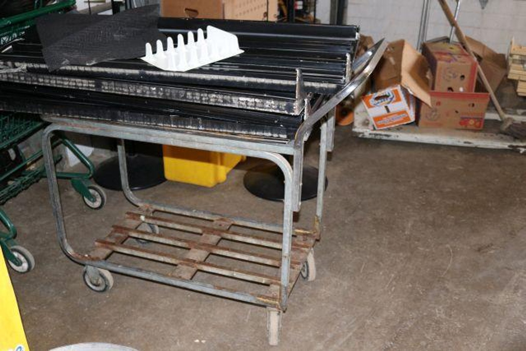 Image for HOMETOWN MARKET UTICA