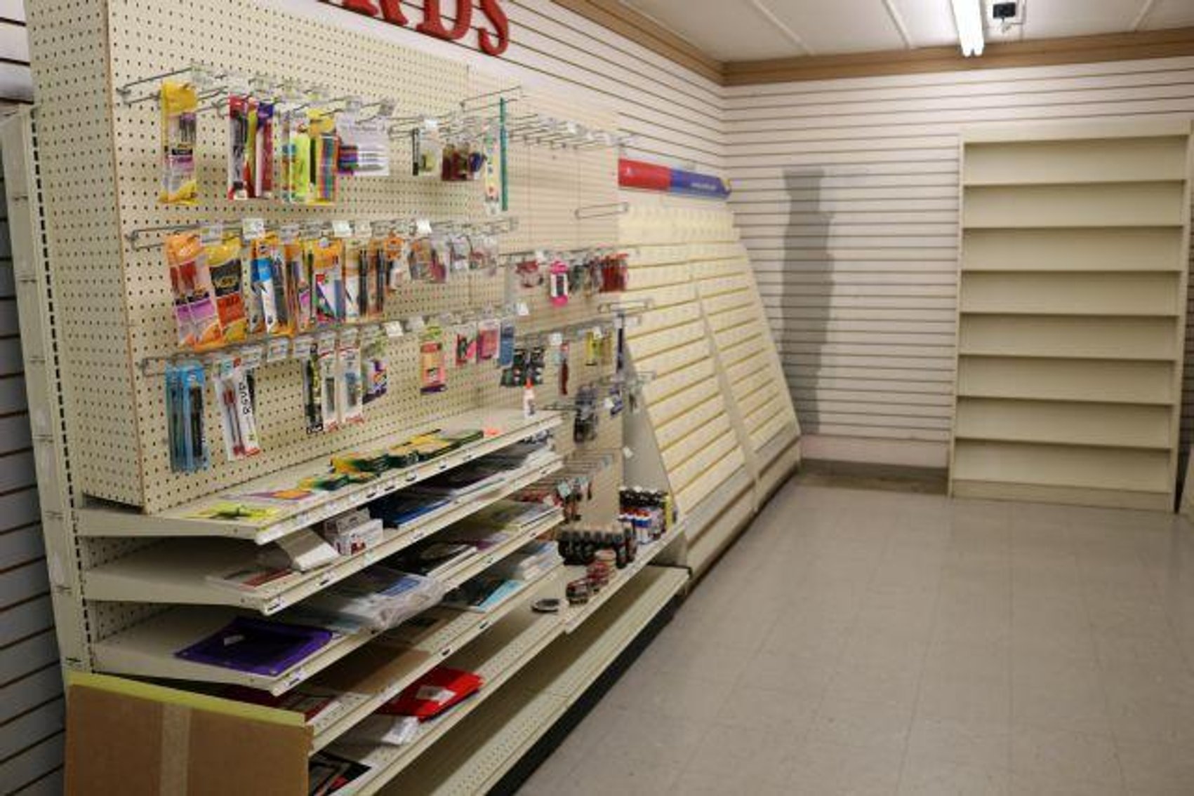 Image for HOMETOWN MARKET UTICA