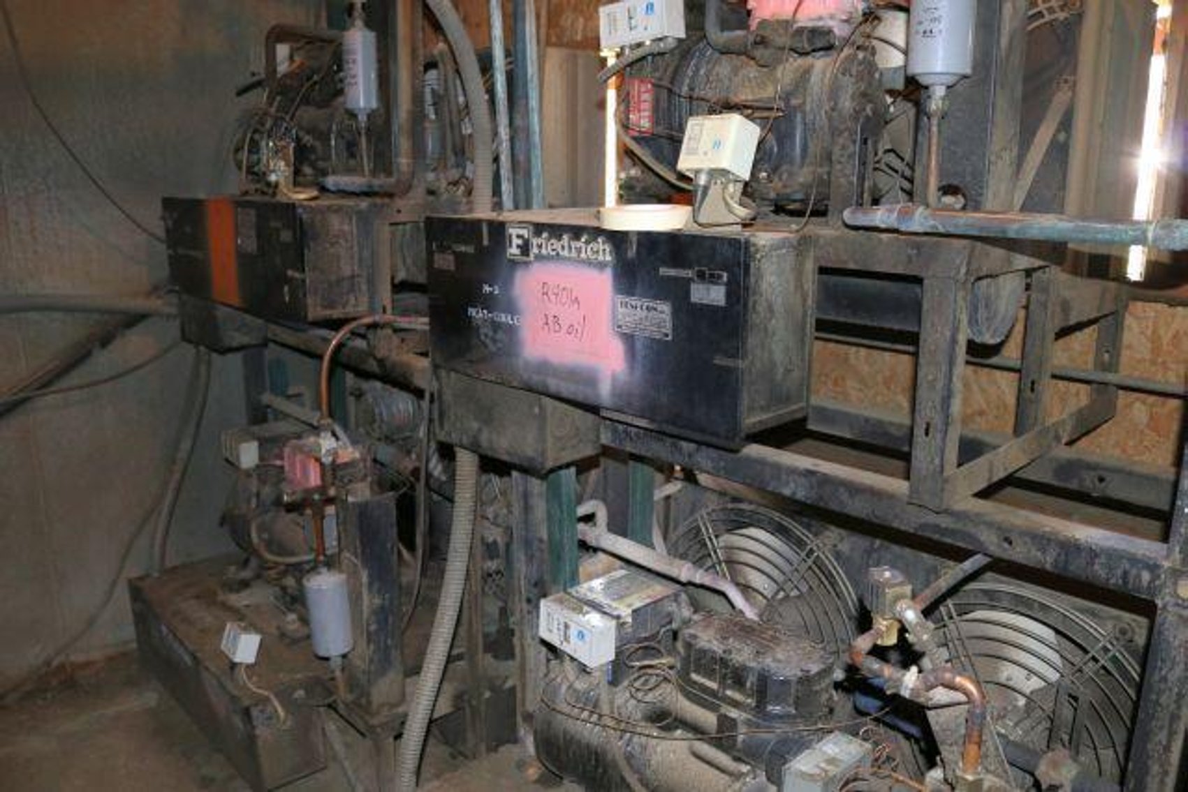 Image for HOMETOWN MARKET UTICA