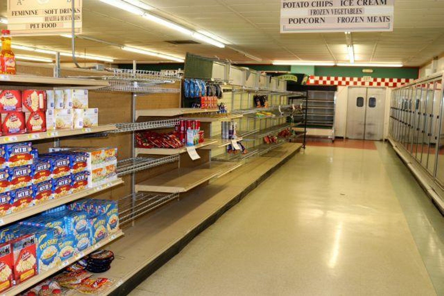 Image for HOMETOWN MARKET UTICA