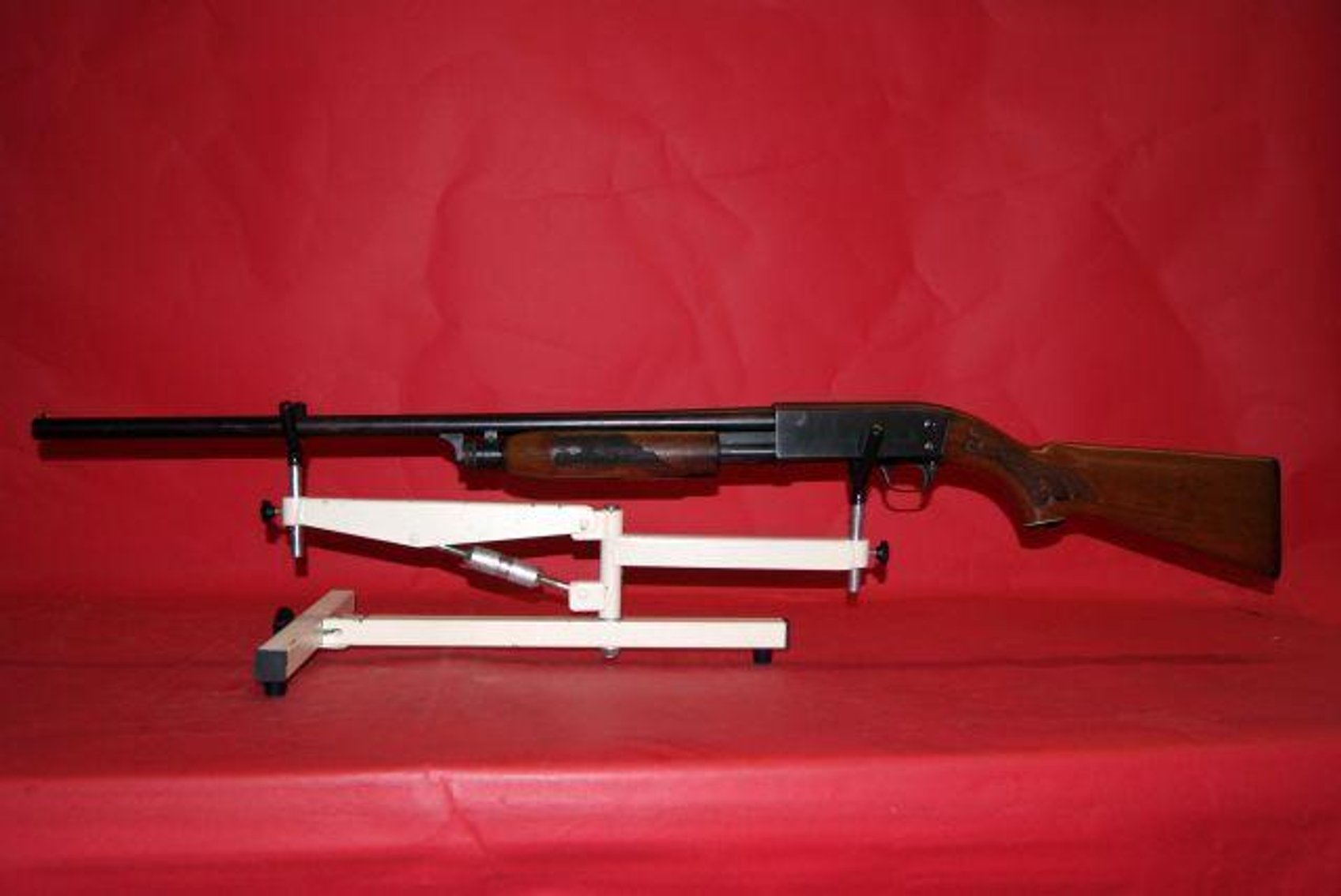 Image for RIFLES-HANDGUNS-RELOADING-AMMUNITION