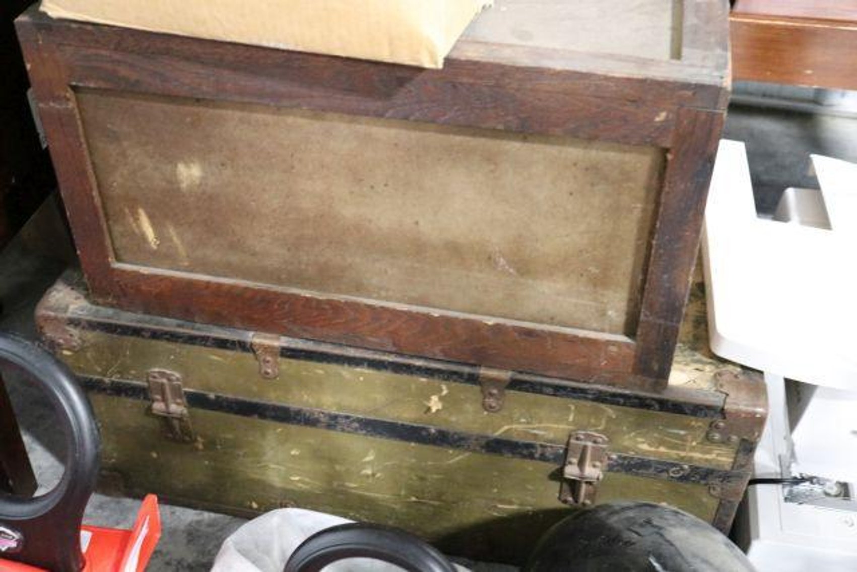 Image for TOOLS-SMOKERS-FURNITURE-DECOR-SIGNS