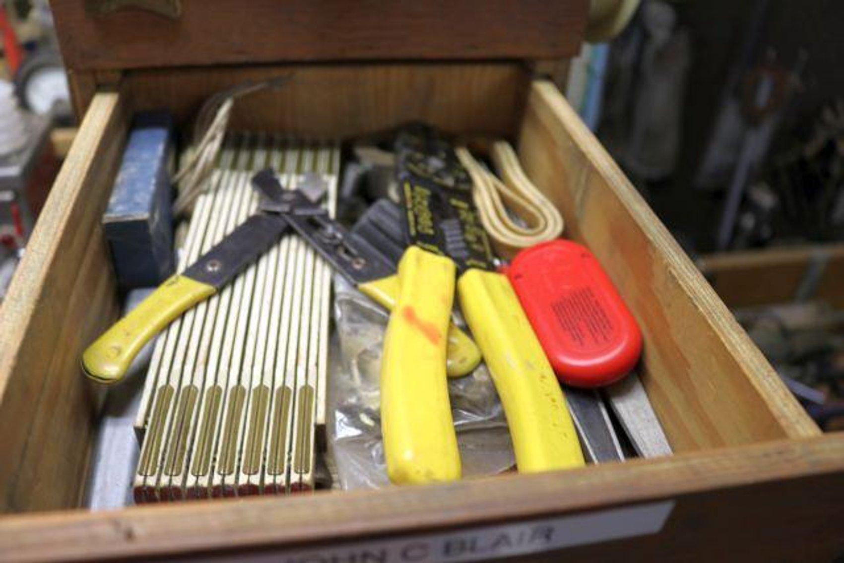 Image for TOOLS-SMOKERS-FURNITURE-DECOR-SIGNS