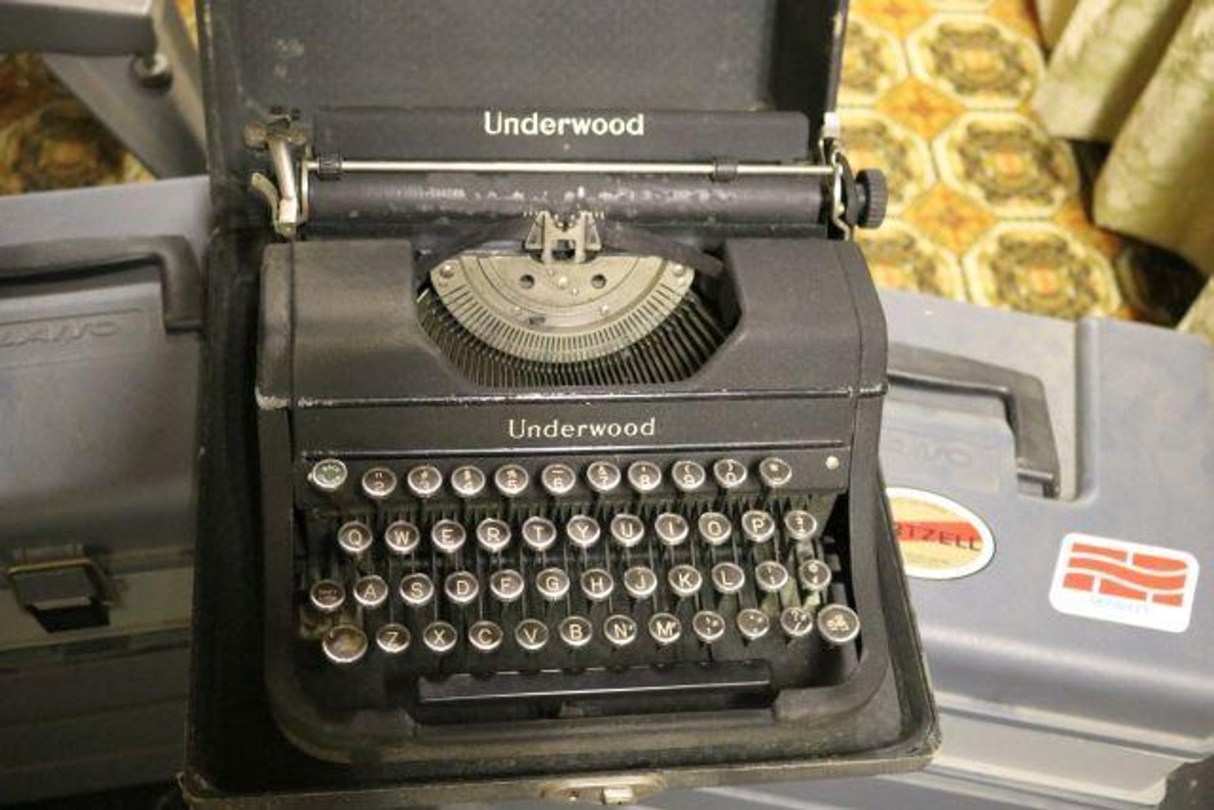 Image for TOOLS-SMOKERS-FURNITURE-DECOR-SIGNS