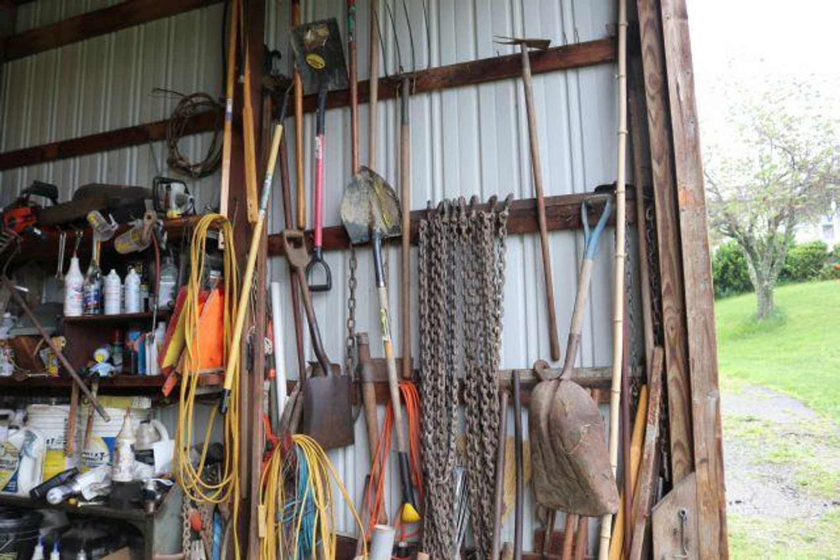 Image for HILTON FAMILY AUCTION