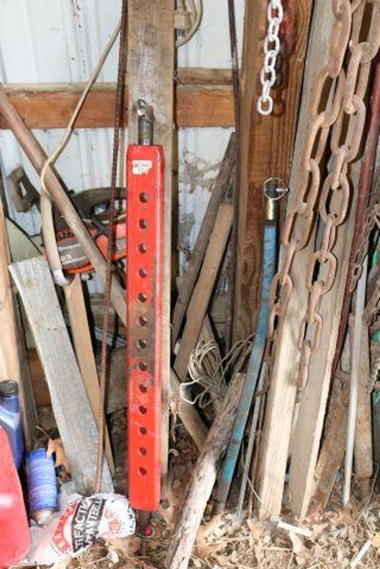 Image for HILTON FAMILY AUCTION