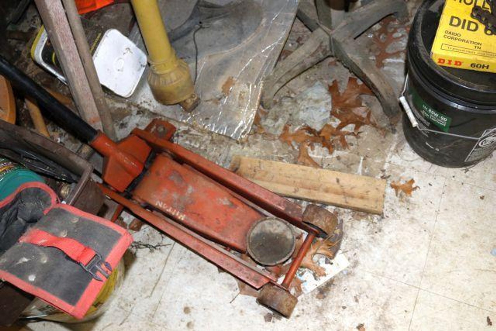 Image for HILTON FAMILY AUCTION