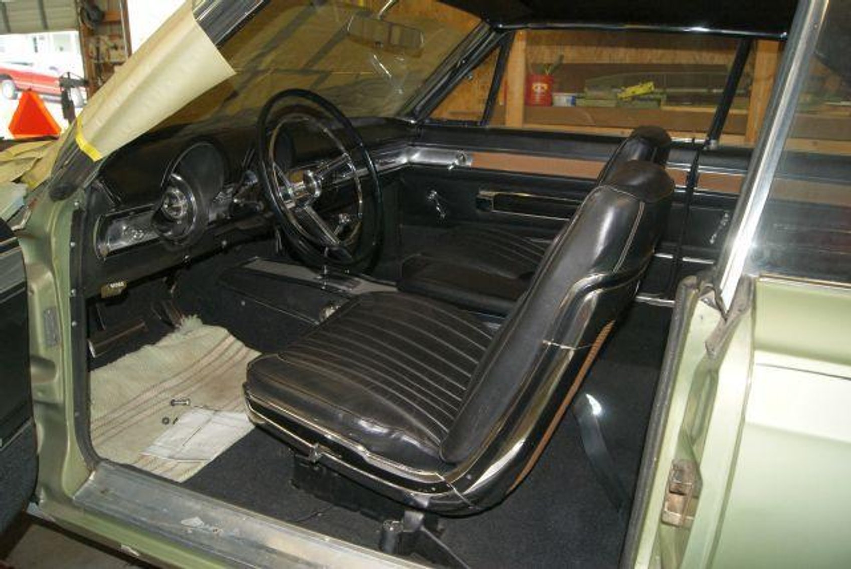 Image for ANTIQUE TRACTORS-TRUCK-MONACO 500