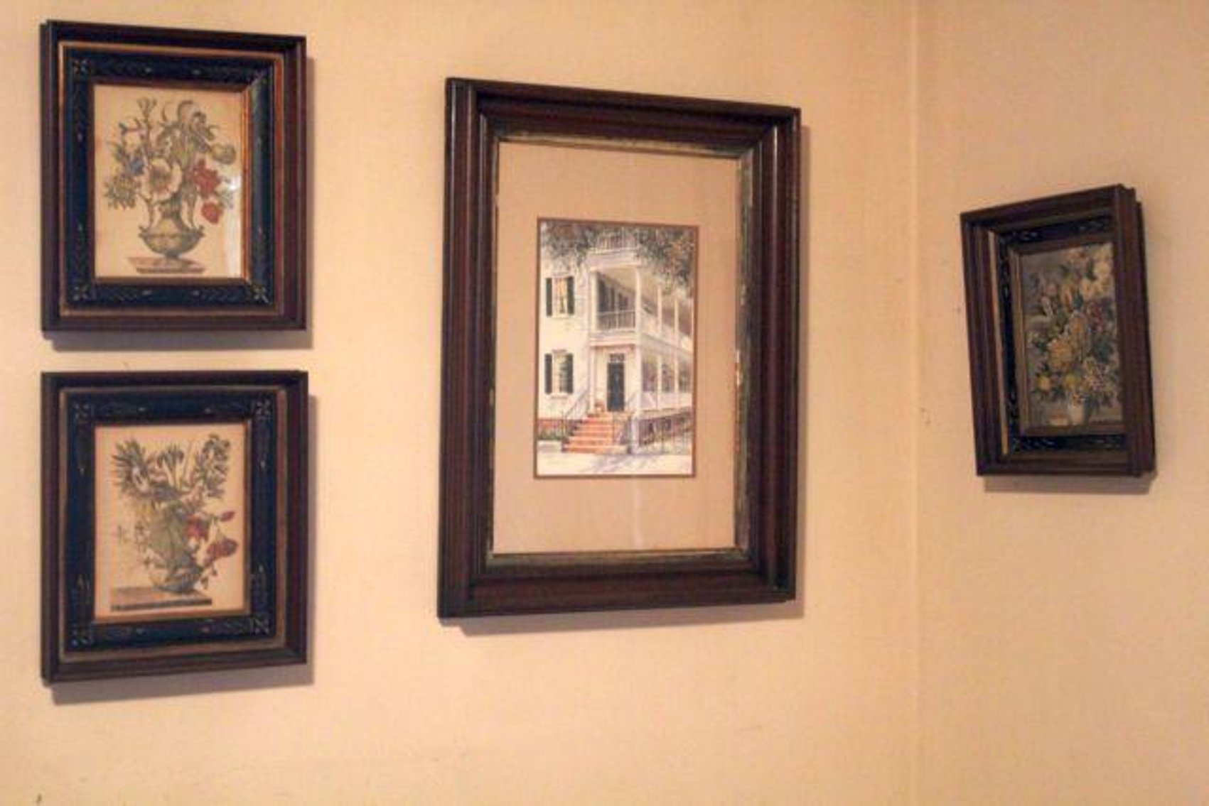 Image for ANTIQUE FURNITURE-ARTWORK-LAWN/GARDEN