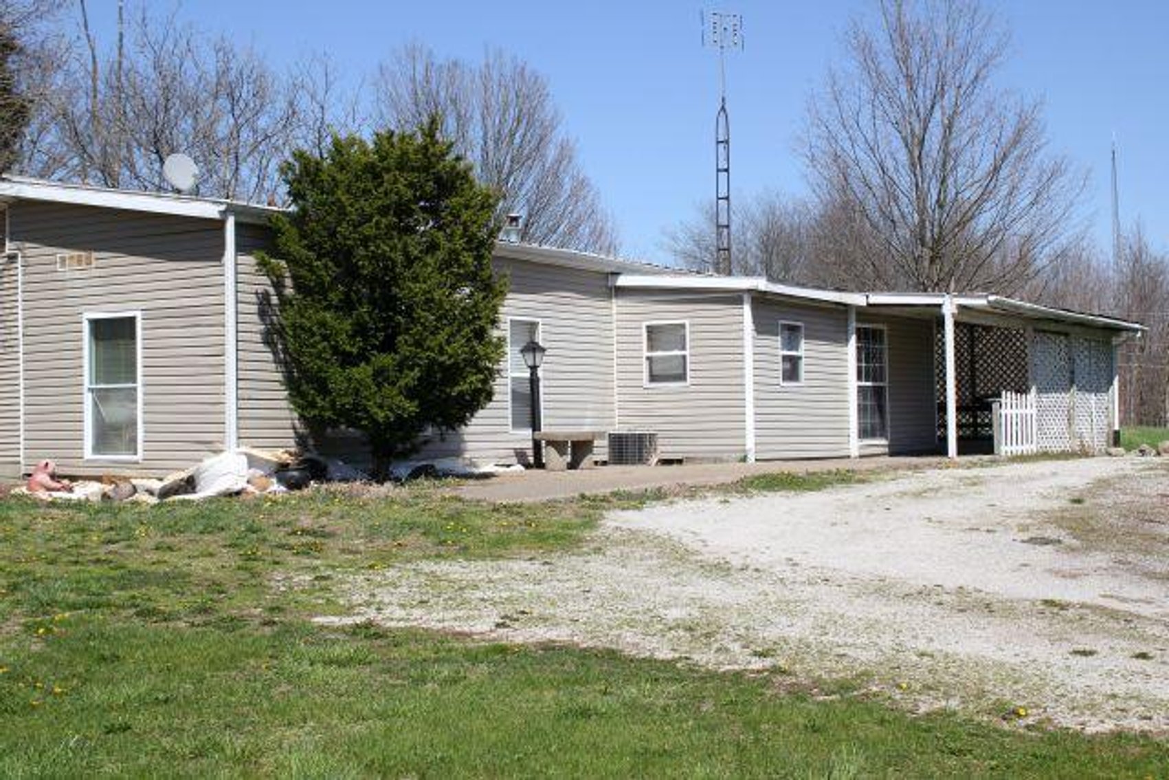 Image for BAYLESS REAL ESTATE AUCTION