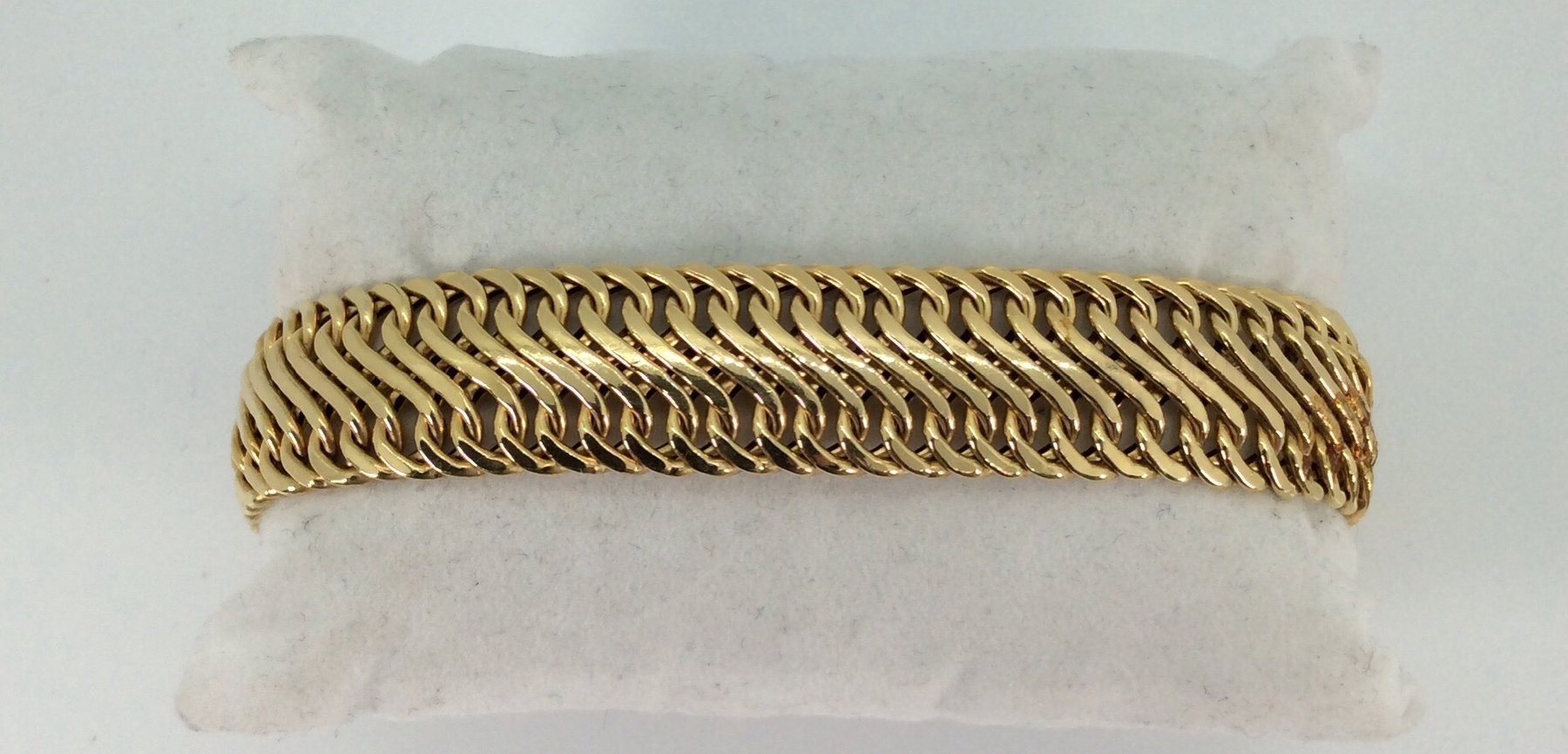 Image for Jewelry November 2022