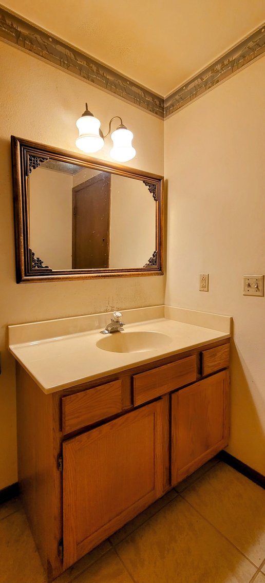 Image for SOLD Arrowwood Real Estate Auction