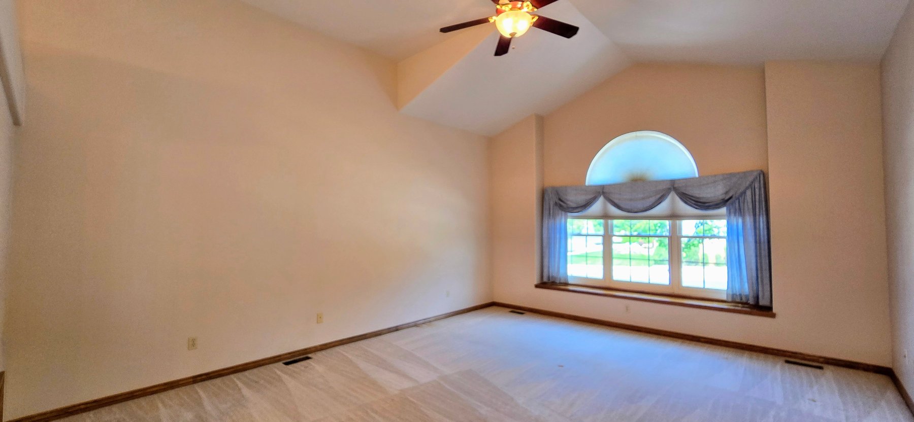 Image for 2715 Heathrow