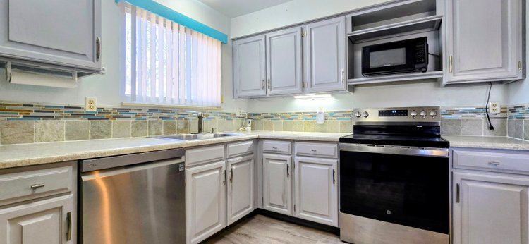 Image for Real Estate - 75th Place