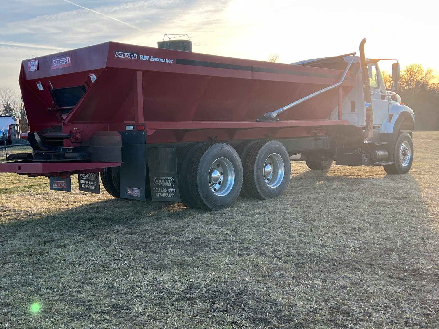 Image for 2012 International WorkStar 7500 Truck with Salford BBI Endurance Spreader Body