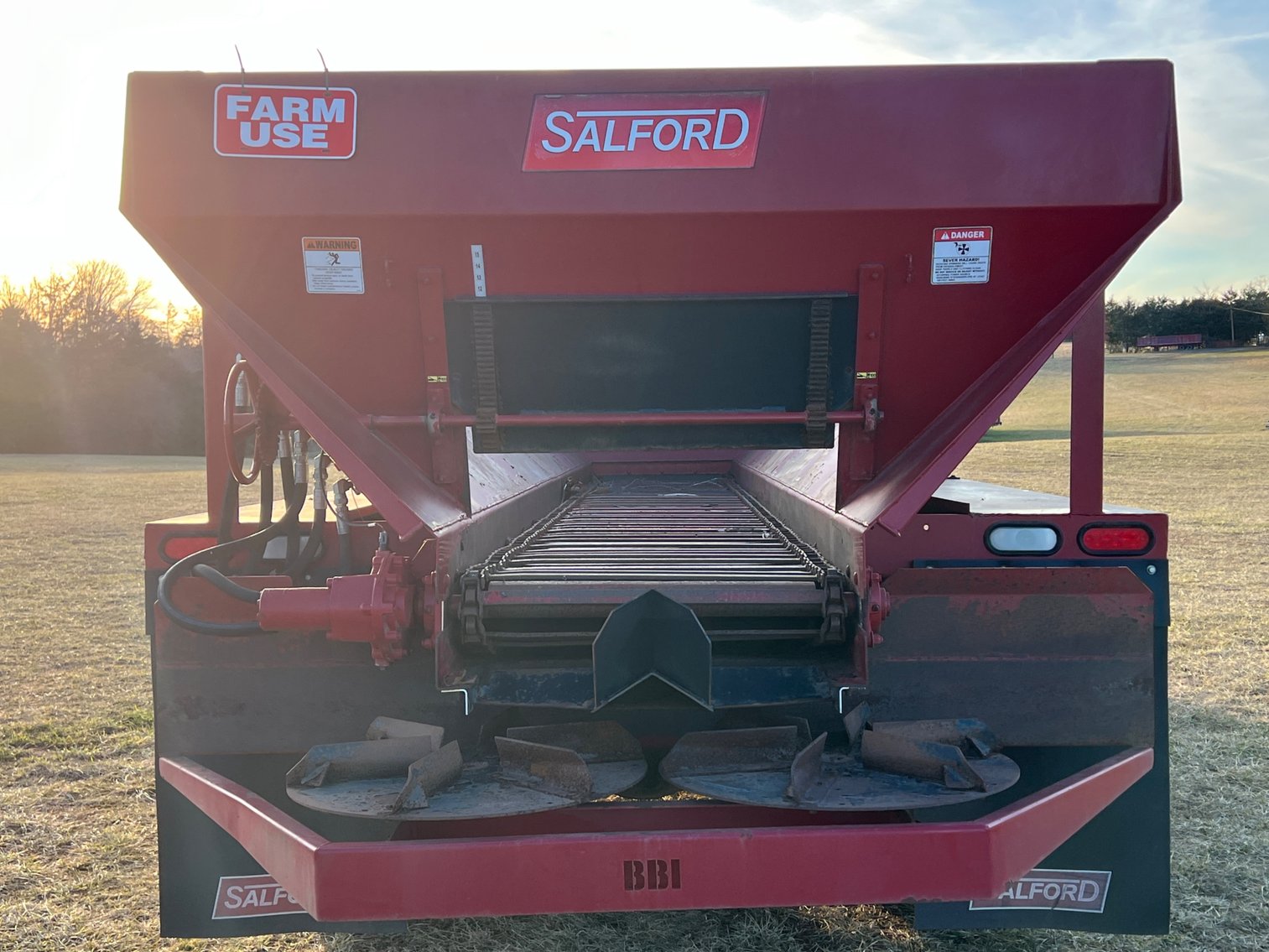 Image for 2012 International WorkStar 7500 Truck with Salford BBI Endurance Spreader Body