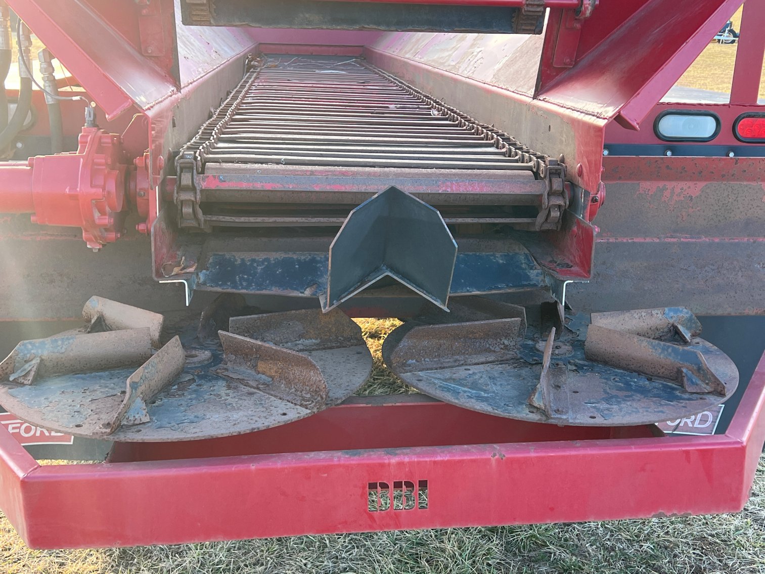 Image for 2012 International WorkStar 7500 Truck with Salford BBI Endurance Spreader Body