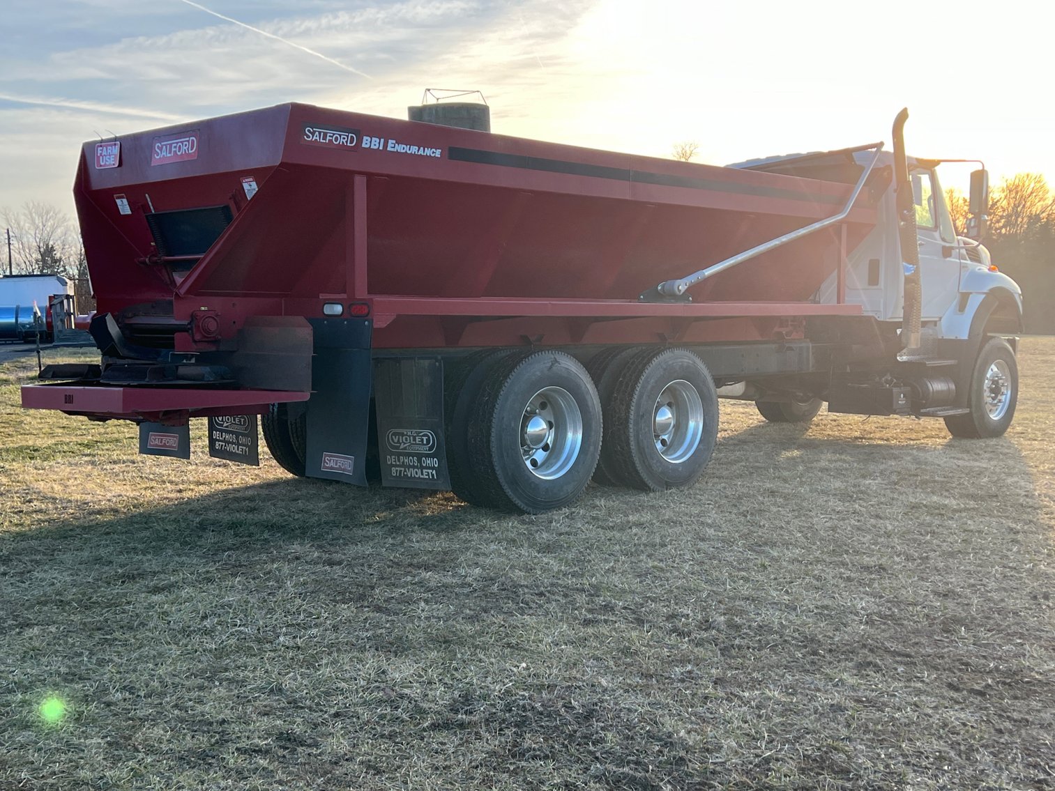 Image for 2012 International WorkStar 7500 Truck with Salford BBI Endurance Spreader Body