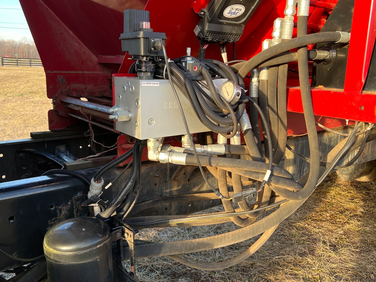 Image for 2012 International WorkStar 7500 Truck with Salford BBI Endurance Spreader Body