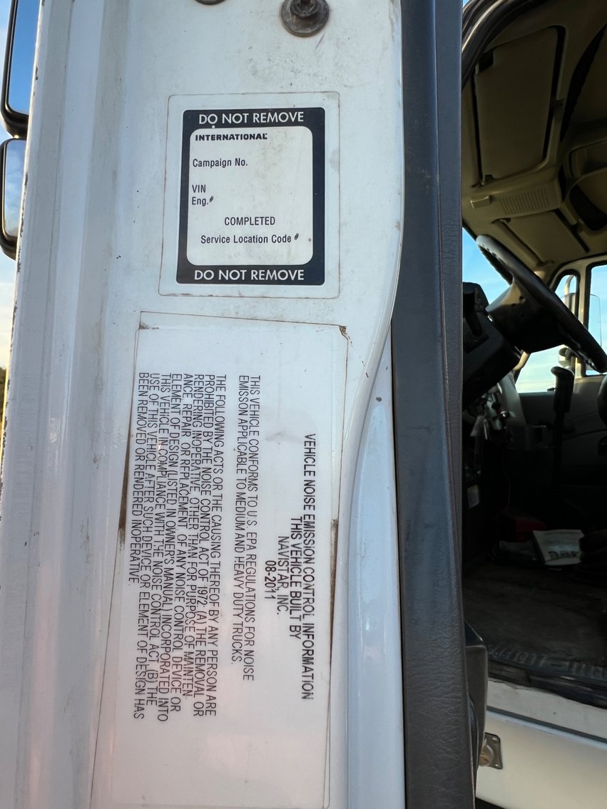 Image for 2012 International WorkStar 7500 Truck with Salford BBI Endurance Spreader Body