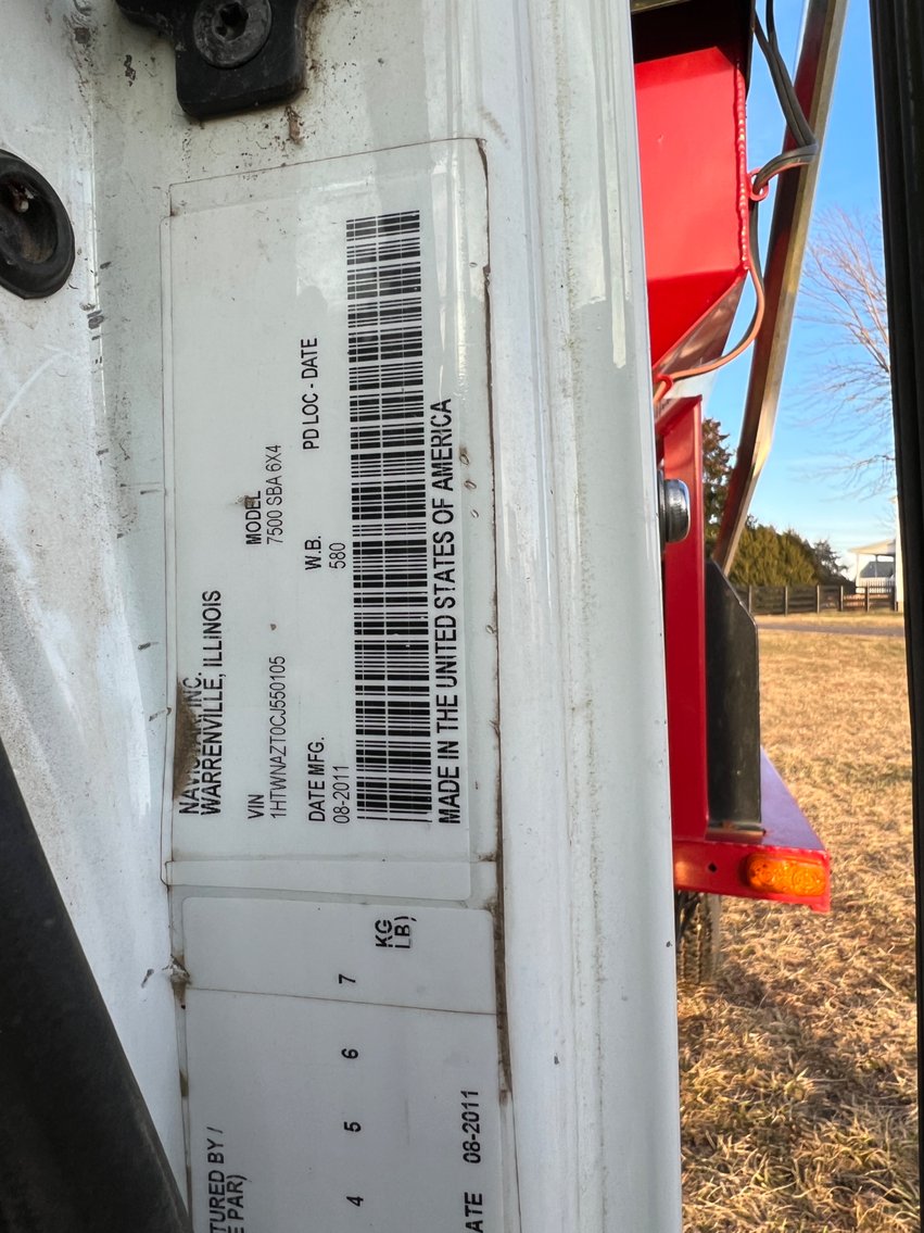 Image for 2012 International WorkStar 7500 Truck with Salford BBI Endurance Spreader Body