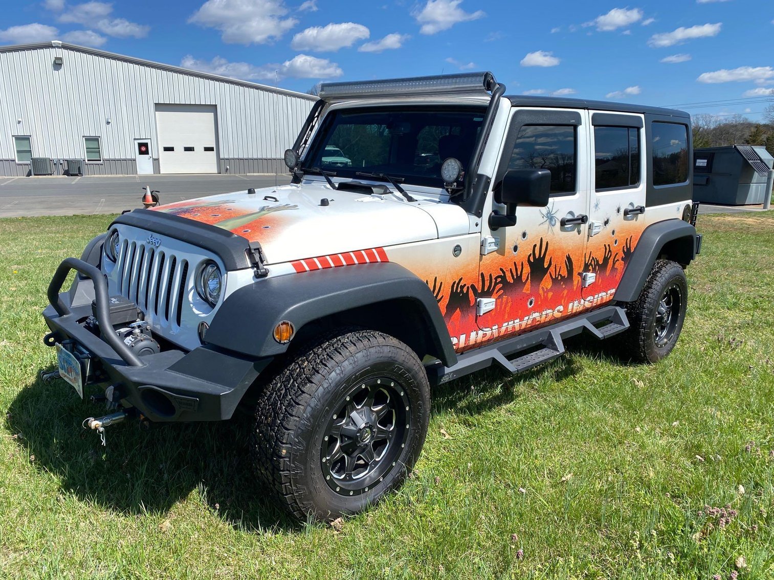 Image for 2016 Phaeton 40QBH Motor Home & 2017 Jeep Wrangler