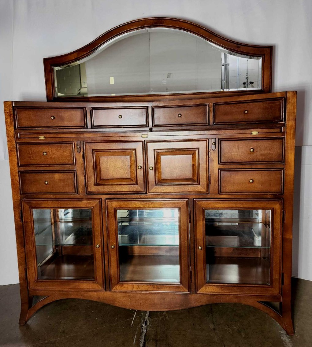 Image for Downsizing/Moving Online Auction For Vicky Dillion