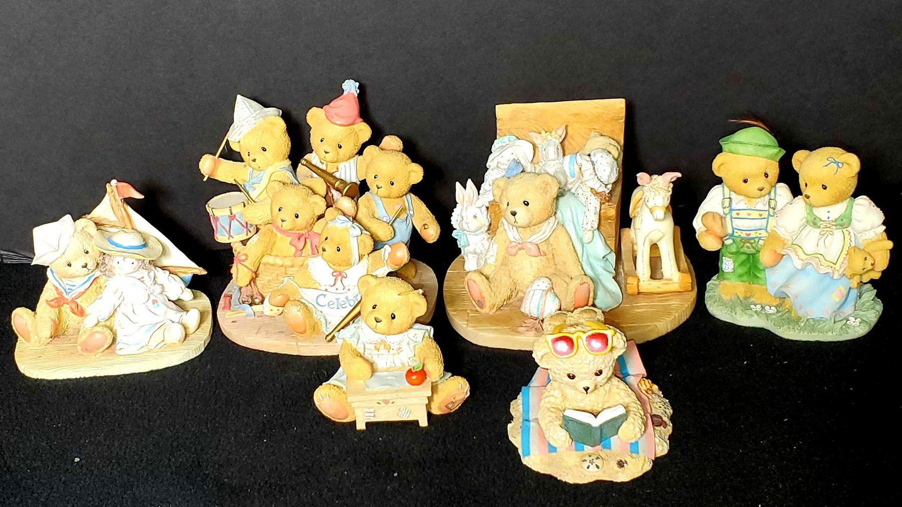 Image for # 2 Large Online Downsizing Auction for Helen Noel