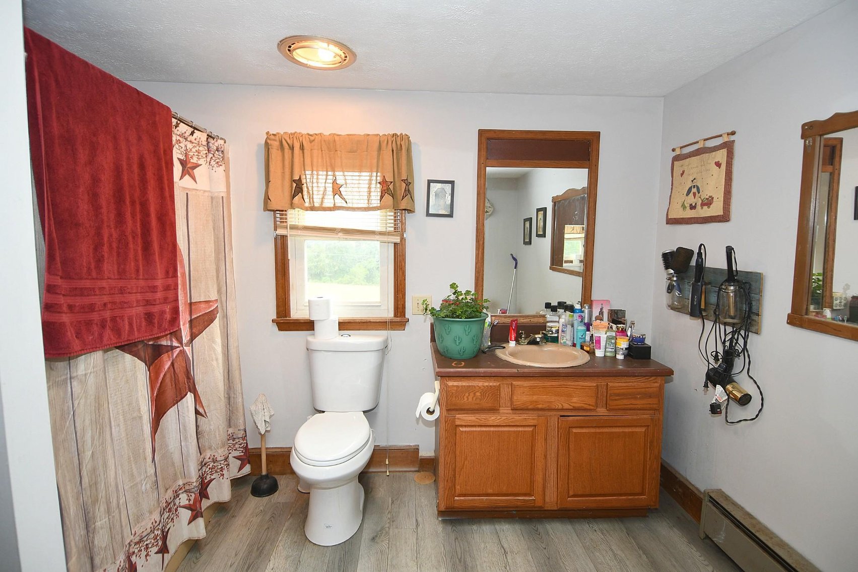 Image for Farm House Online Reserve Auction