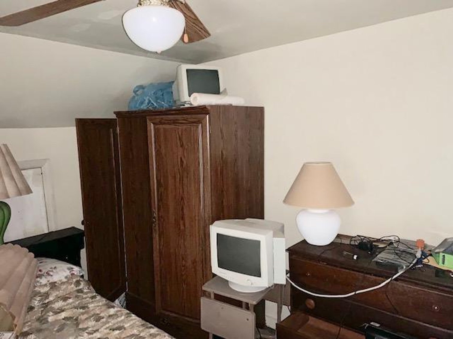 Image for Quaint Home In Paw Paw, WV! Online Only Auction!