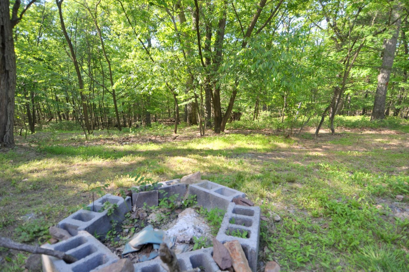 Image for Online Only Reserve Auction!  Land/Camper/Ford Windstar!