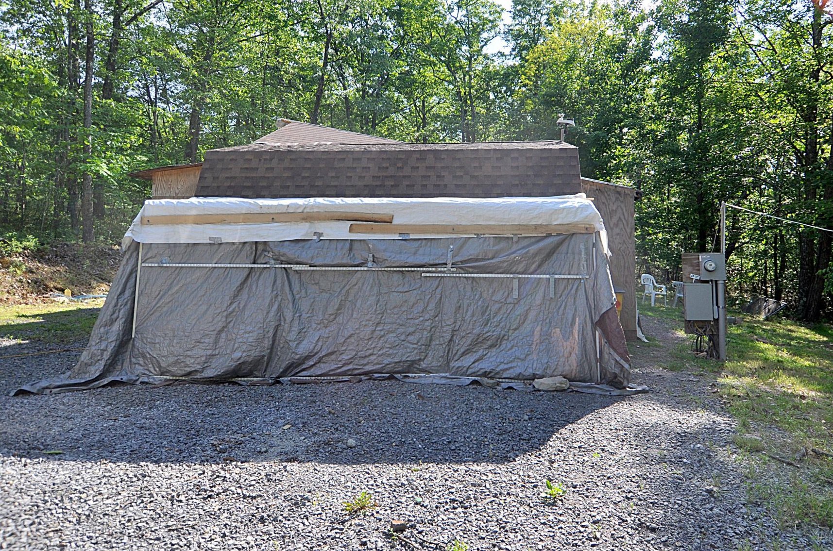 Image for Online Only Reserve Auction!  Land/Camper/Ford Windstar!