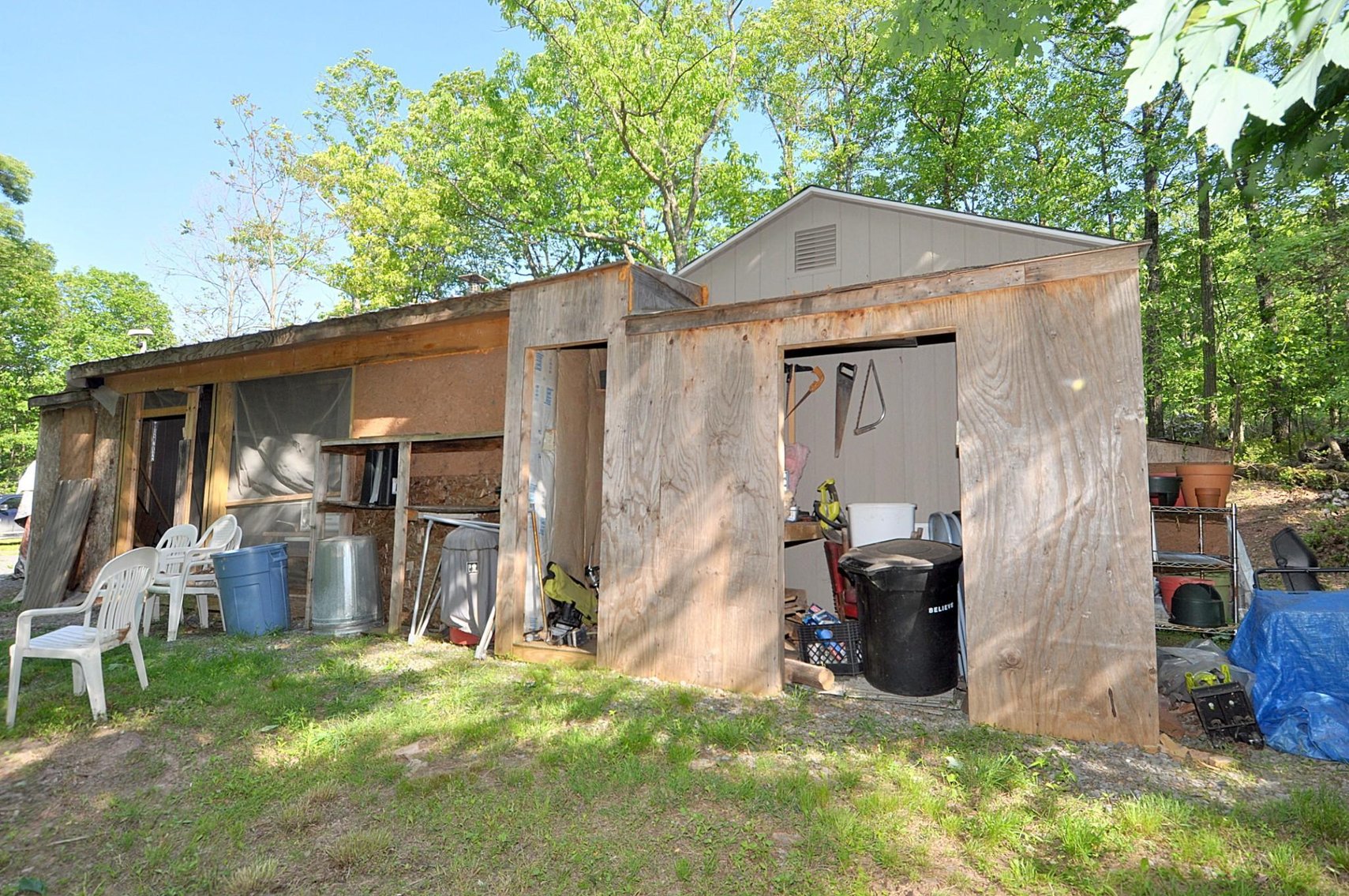 Image for Online Only Reserve Auction!  Land/Camper/Ford Windstar!