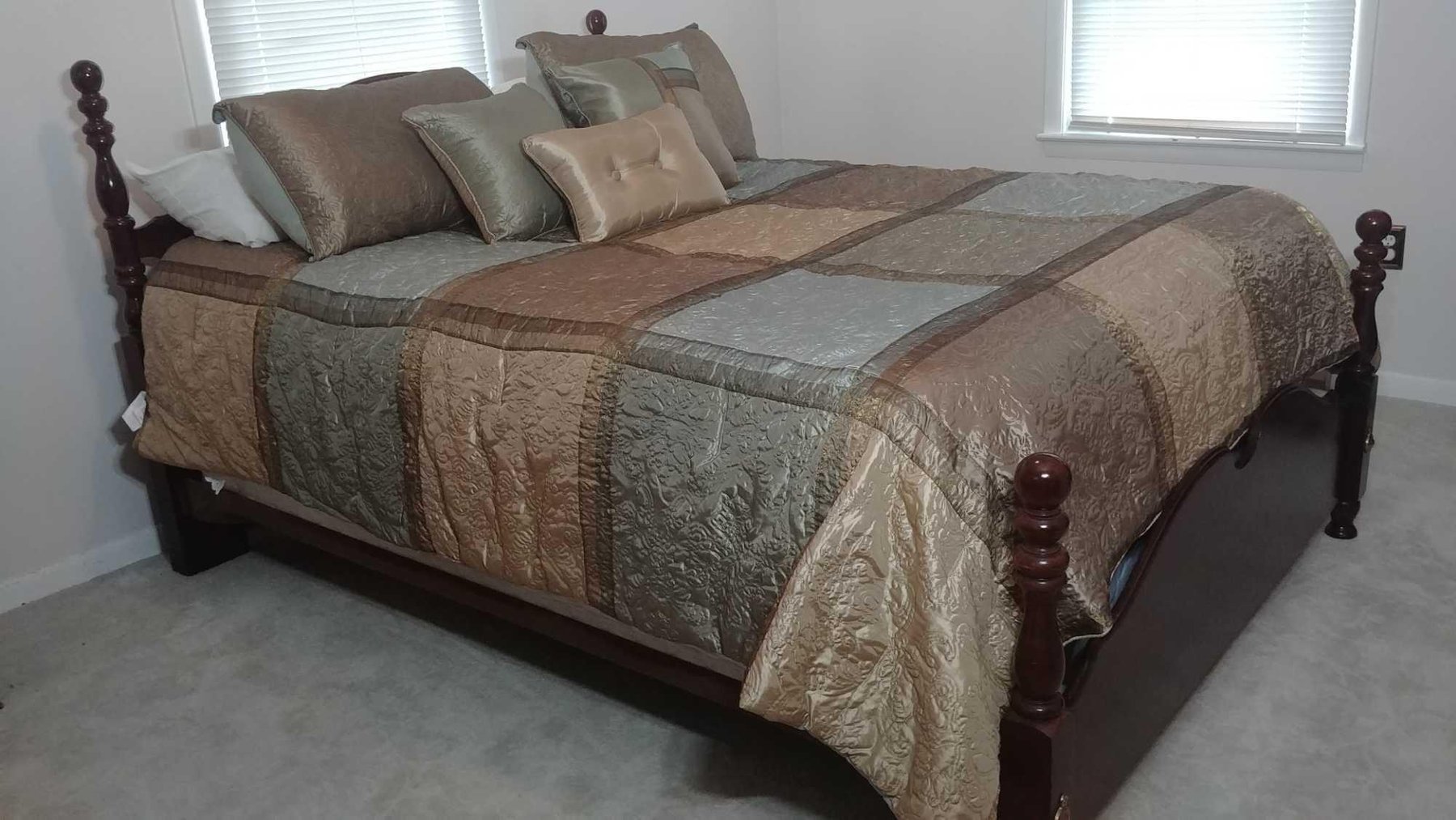 Image for Estate of Leroy & Mary Carole Hiles