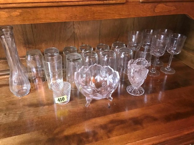 MISC LOT OF GLASSWARE