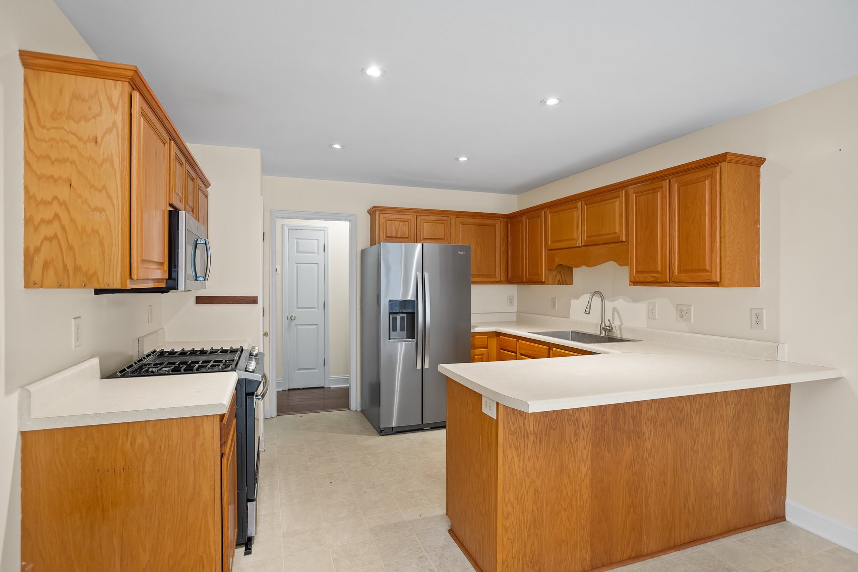 Charming Pleasant Garden Home on Spacious Lot with Large Shop