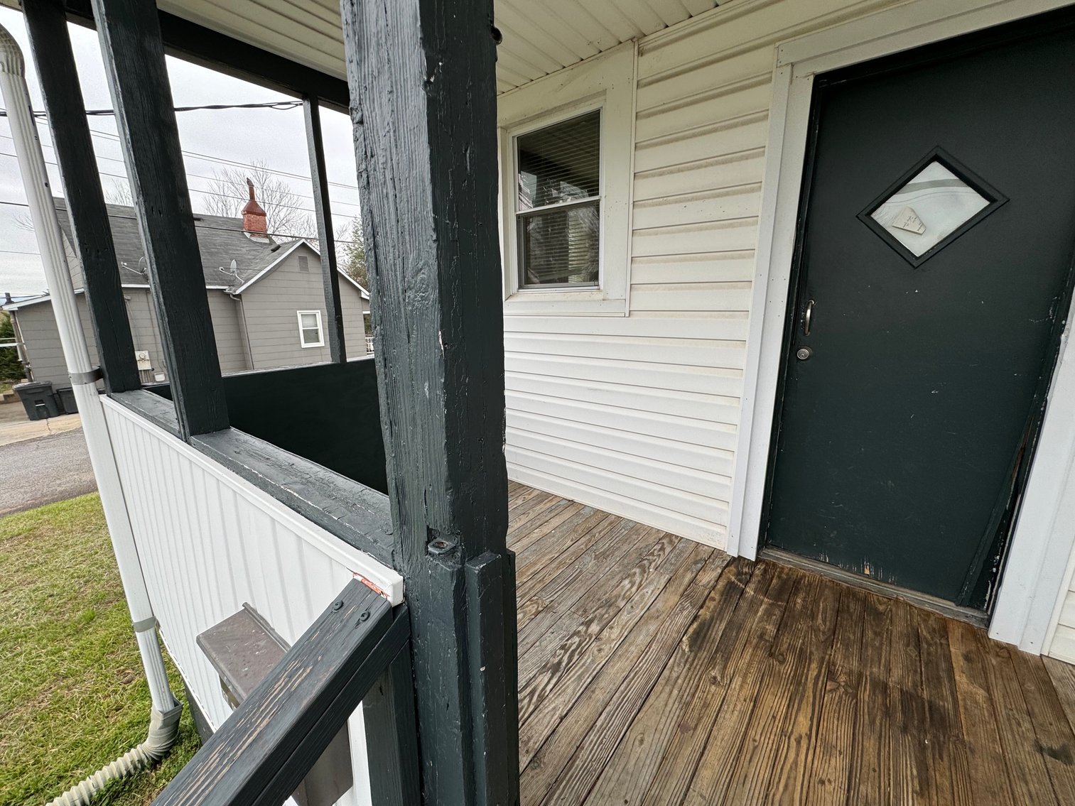 Hickory Home Auction