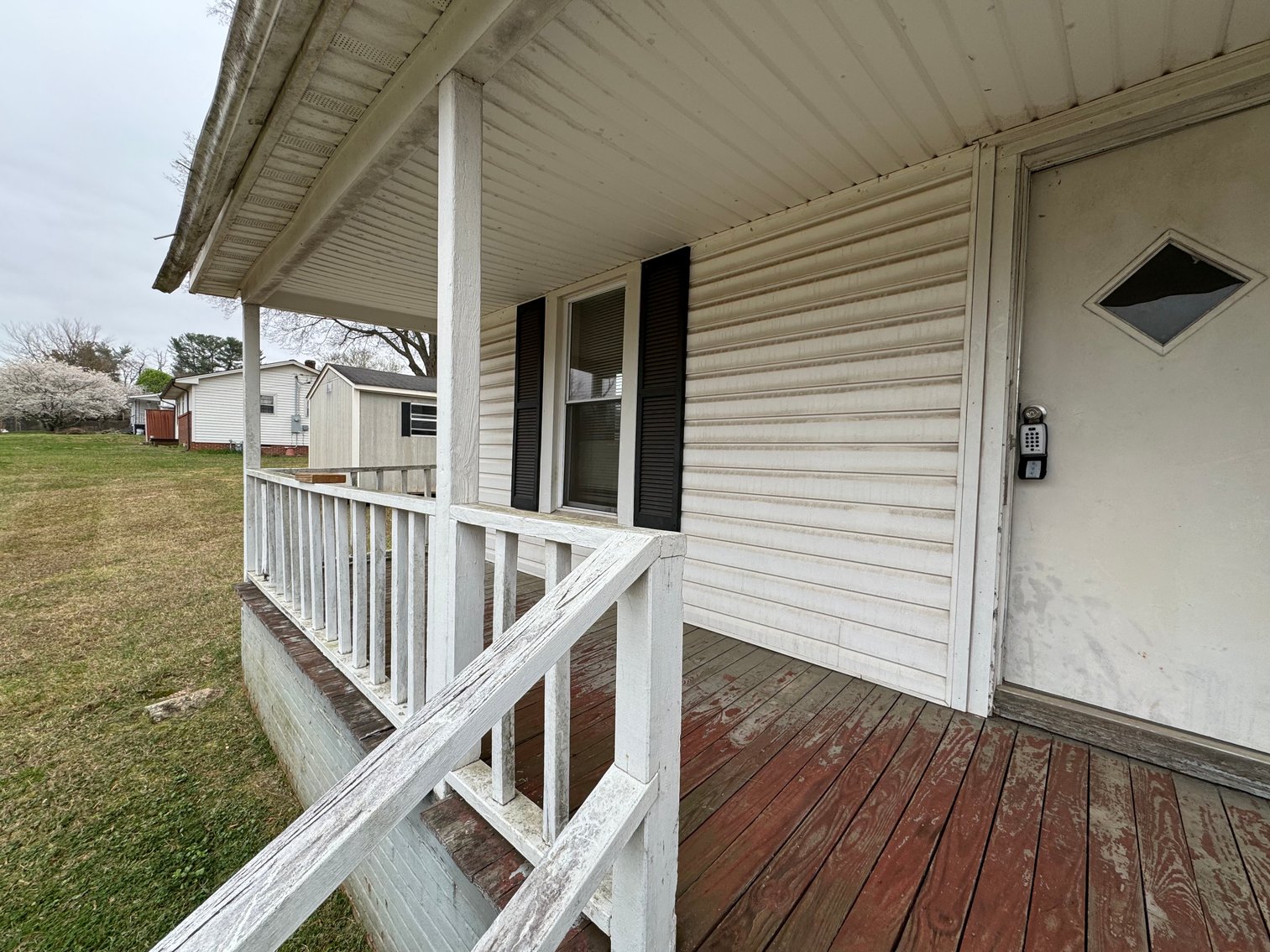 Hickory Home Auction