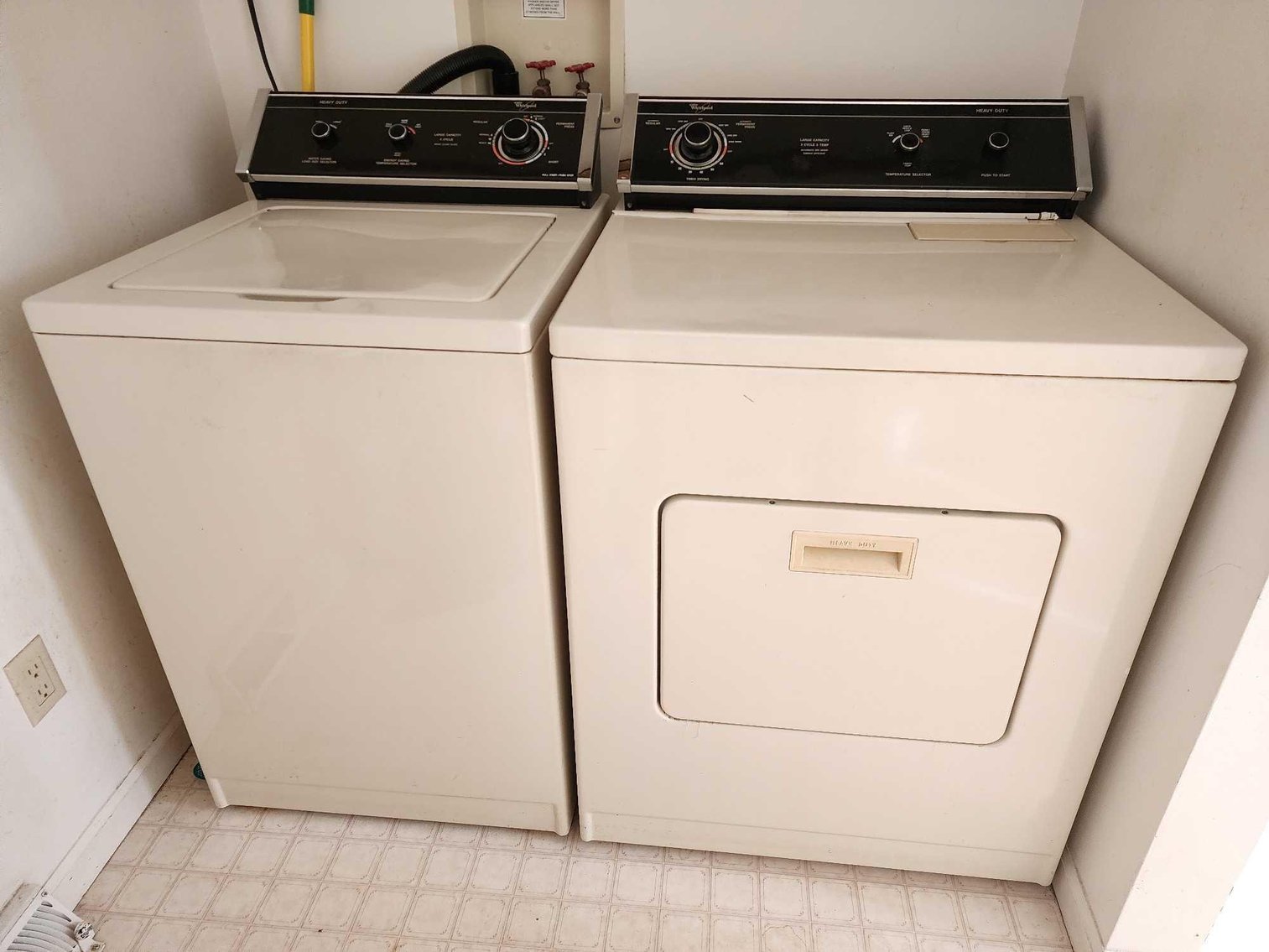 Estate of the Late Janine C. Lentz Auction