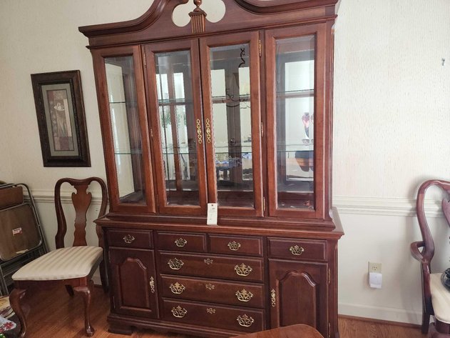 Image for Gary and Claudia Deese Estate, Living