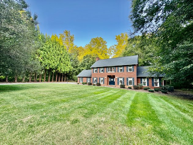 Image for Colonial Style Masterpiece in The Knolls Community