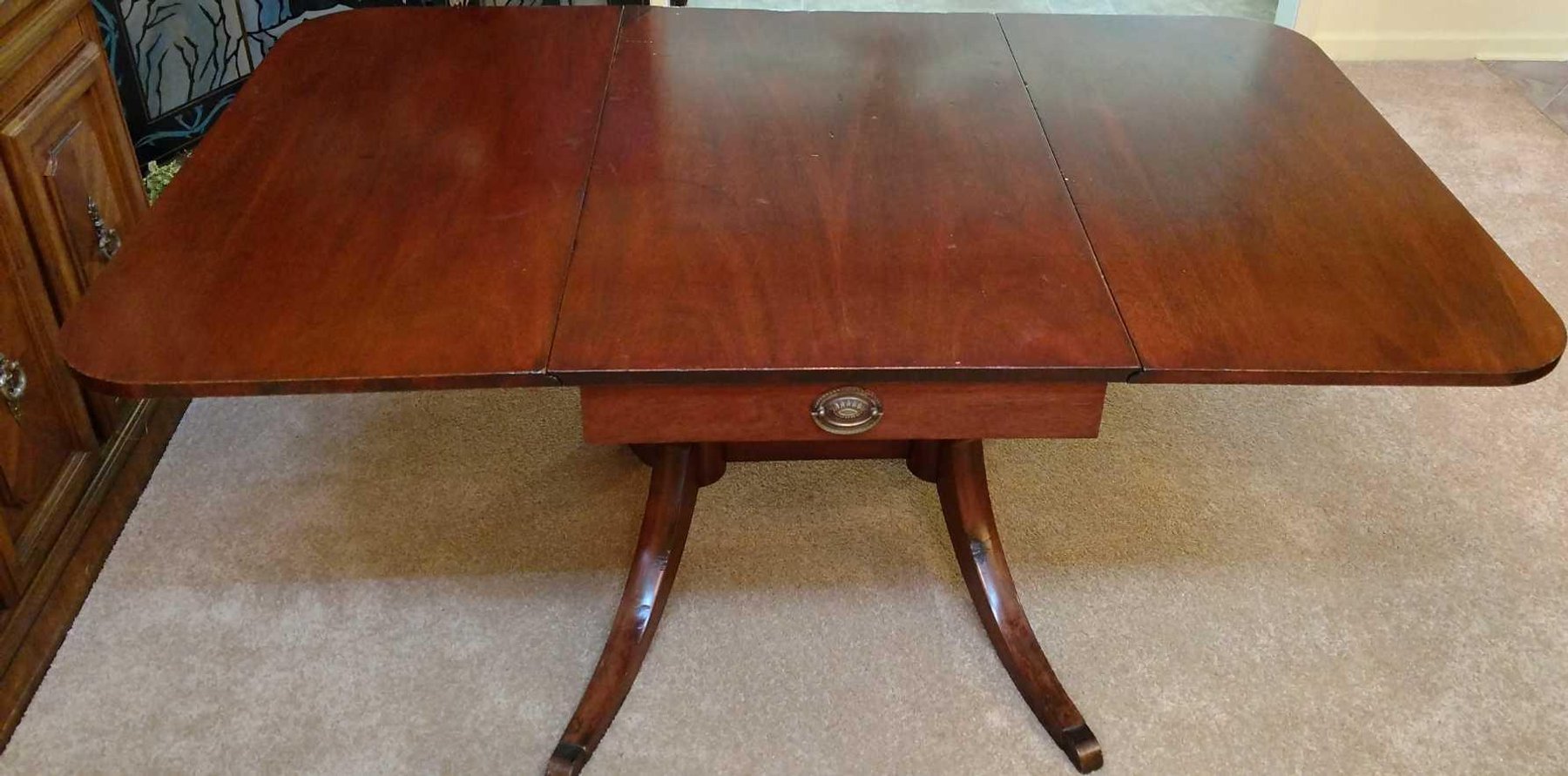 Estate of Rebecca Sholar Sawyer, Living