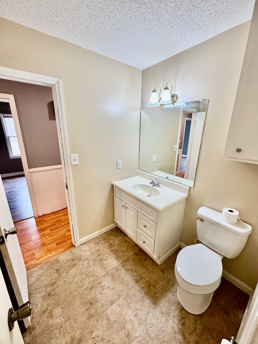 Cute Country Ranch in Statesville, NC