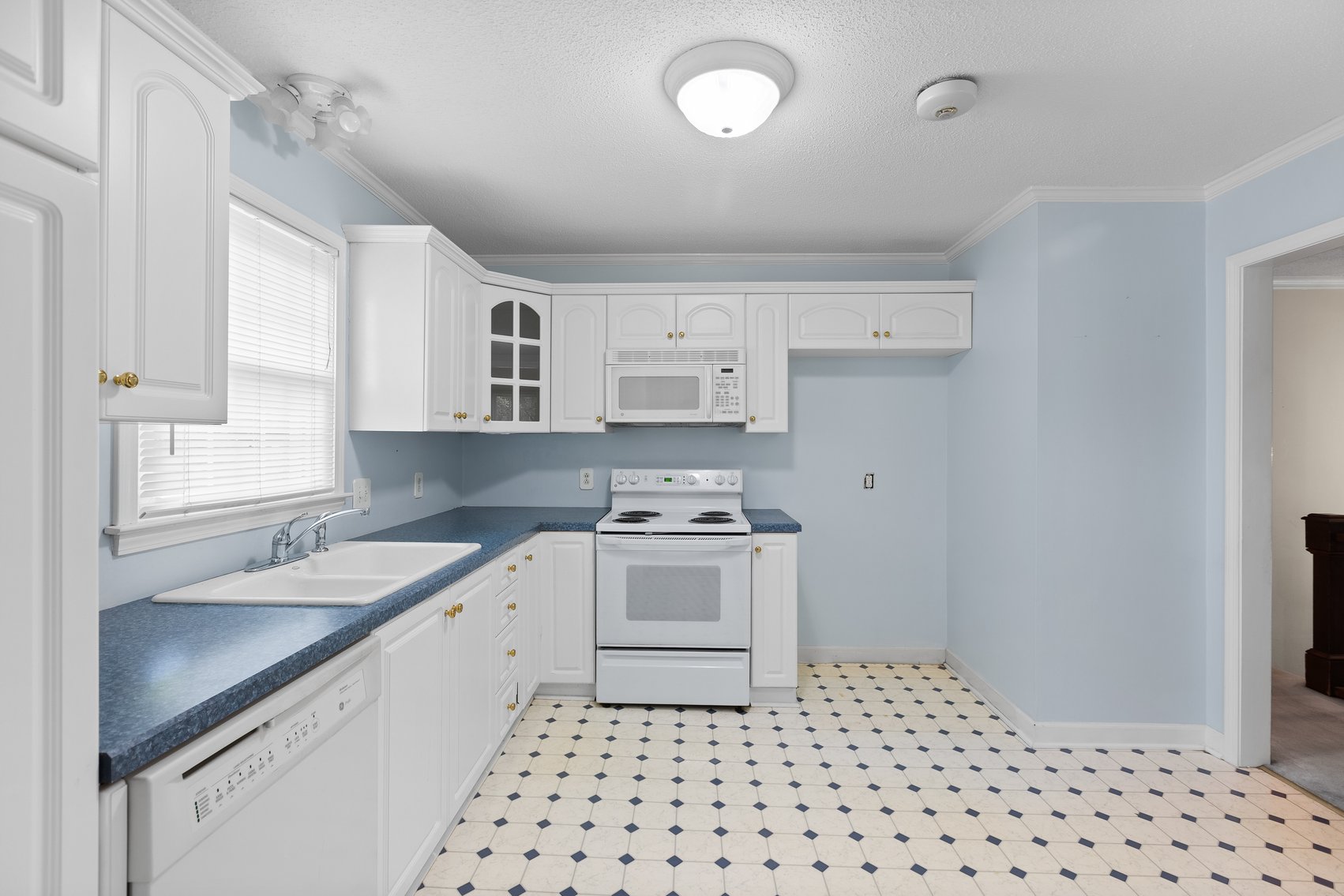 Charming Clemmons Home