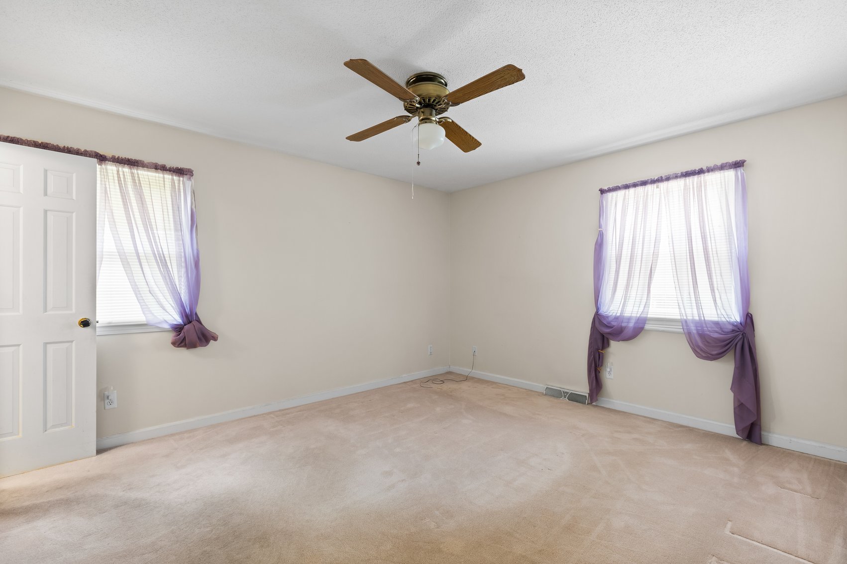 Charming Clemmons Home