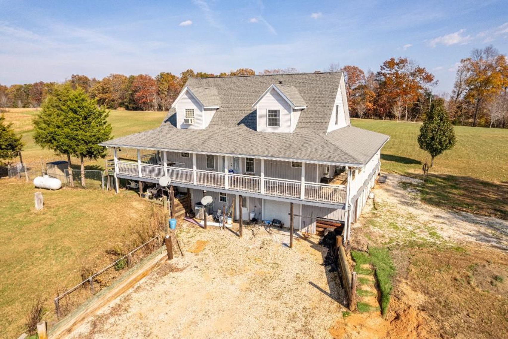 Image for **UNDER CONTRACT** House on 25 Acres Appomattox Va 3 Buildings with Pond