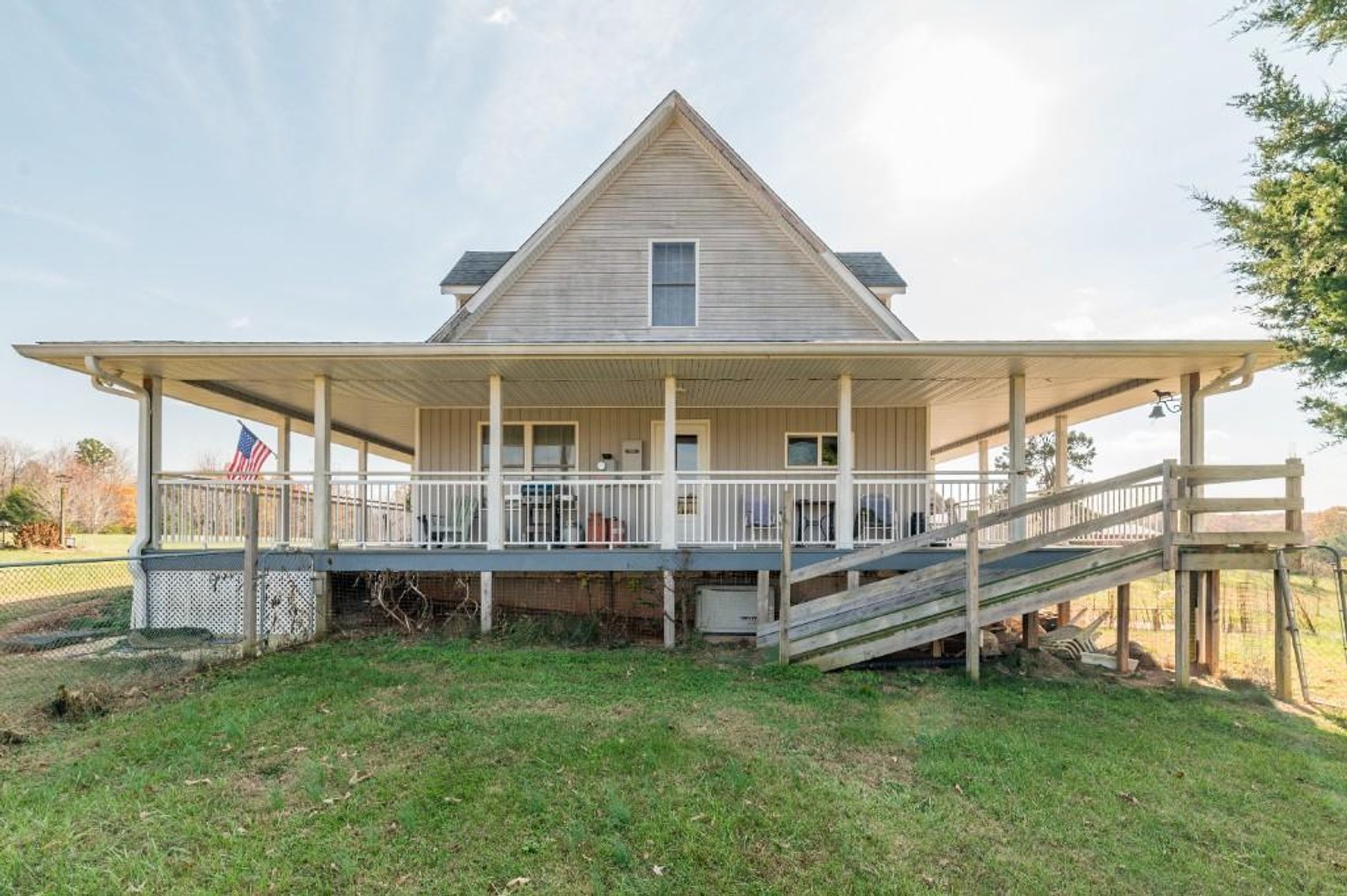 Image for **UNDER CONTRACT** House on 25 Acres Appomattox Va 3 Buildings with Pond