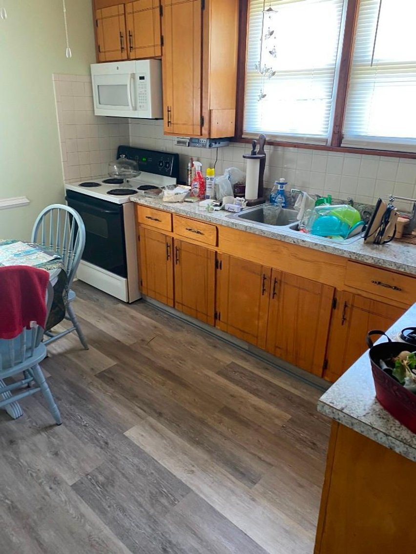 Image for HOME SOLD PRIOR TO AUCTION !!!  SOLD SOLD SOLD ESTATE OF ALBERT M.TYREE -  1 1/2 STORY CAPE COD BRICK HOME