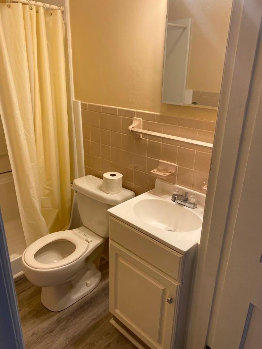 Image for HOME SOLD PRIOR TO AUCTION !!!  SOLD SOLD SOLD ESTATE OF ALBERT M.TYREE -  1 1/2 STORY CAPE COD BRICK HOME